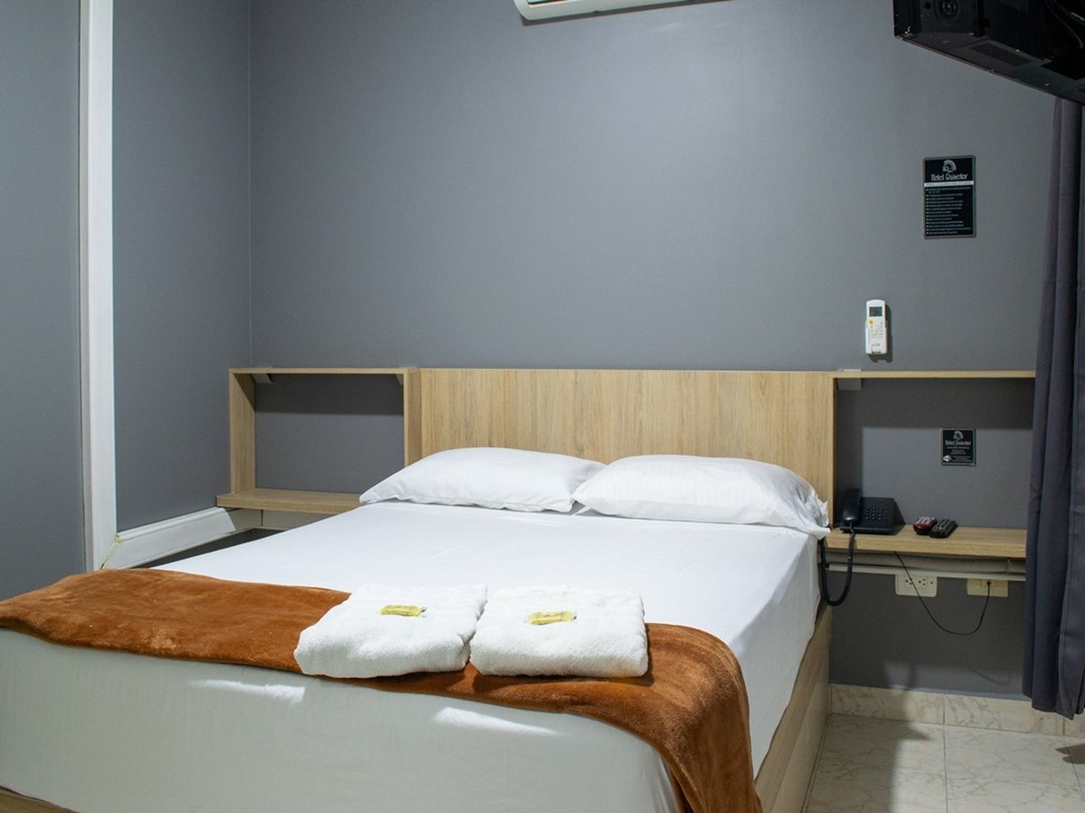 Hotel Ruisenor Itagui 23/31