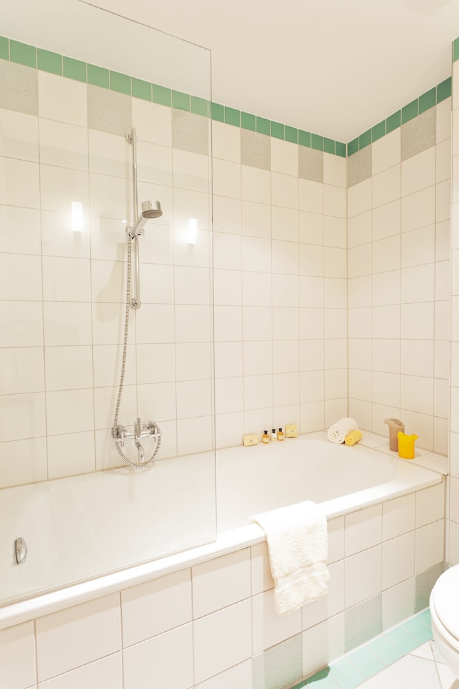 Classic Hotel Harmonie 40/77