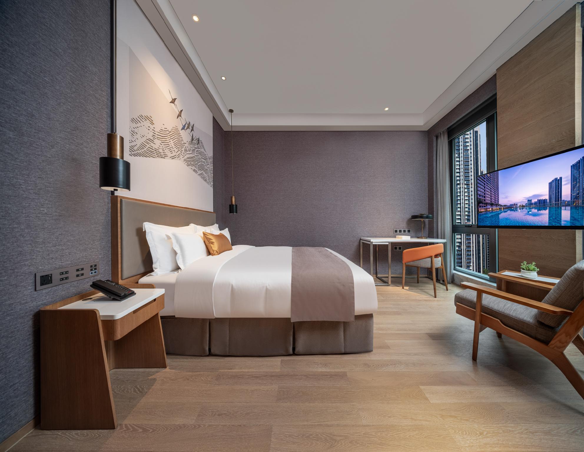Special, Queen Bed