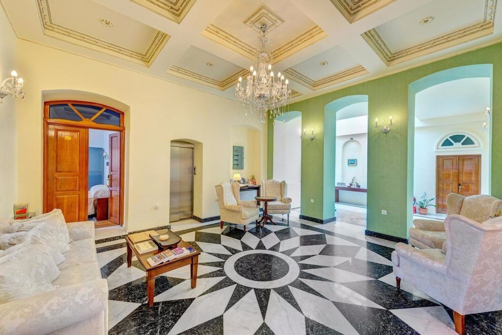 Apollonion Palace 55/71
