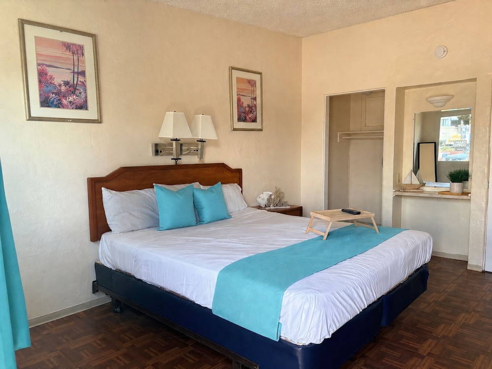 Mission Bay Motel 12/31