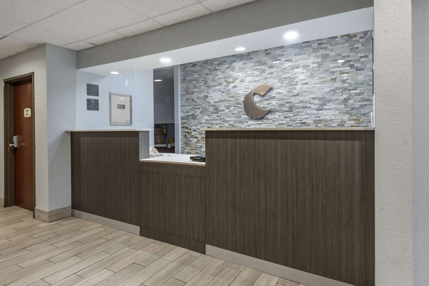 Comfort Inn & Suites Liverpool - Syracuse 3/7