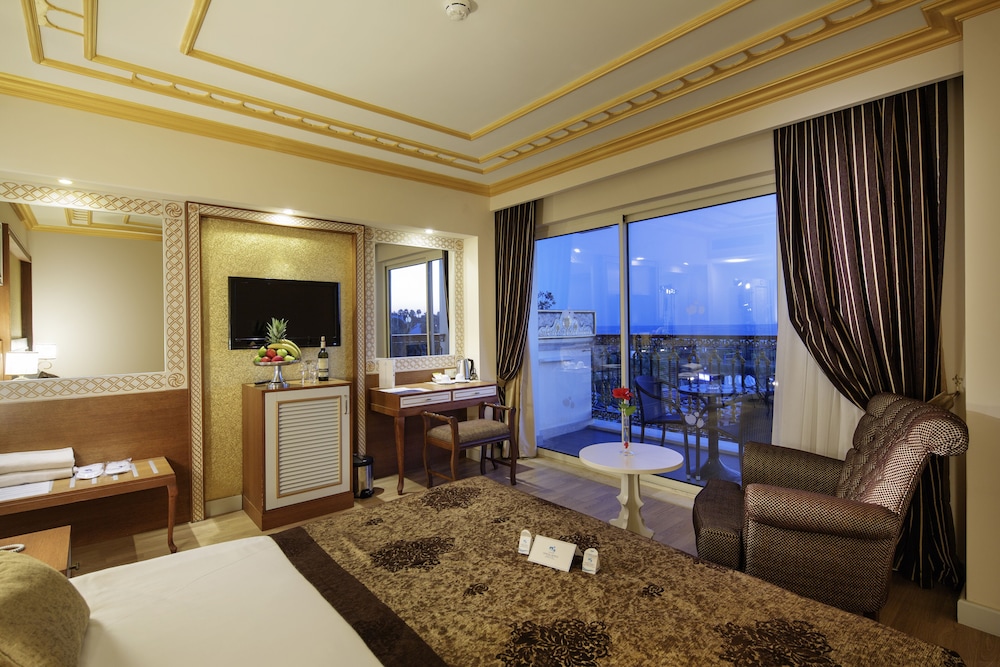 Diamond Excellence Resort & Spa 37/65