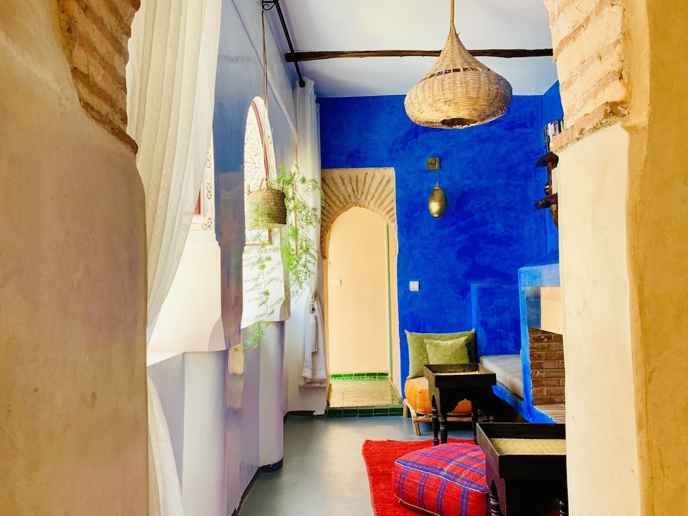 Riad 11 Zitoune 68/69