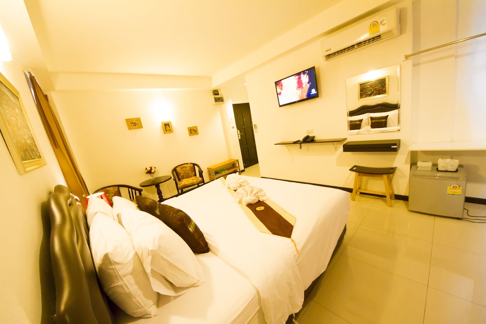 Th Beach Hotel 23/64