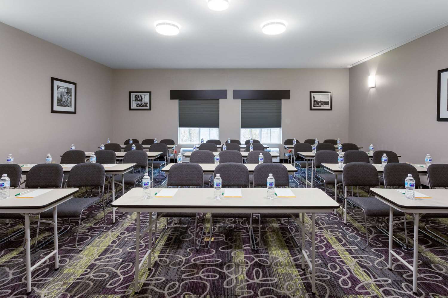 La Quinta Inn & Suites by Wyndham Huntsville Airport Madison 38/47