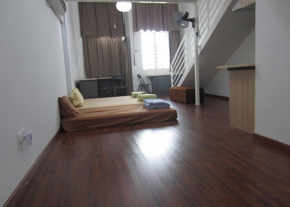 The Ceo Executive Office Suites 19/47