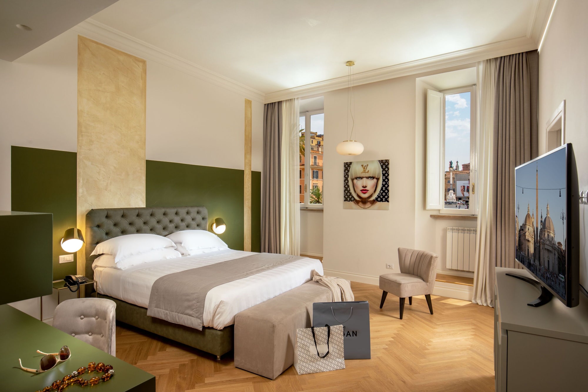 Superior, King Bed, Del Babuino 107