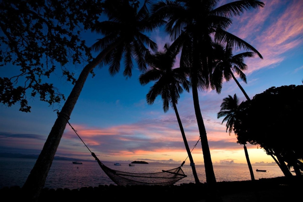 Garden Island Resort 12/23