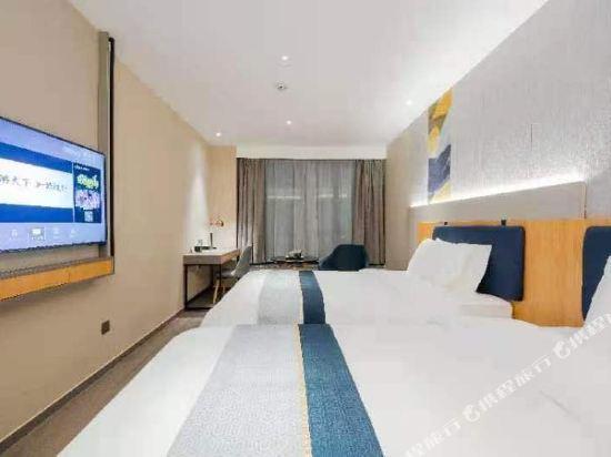 Home inn Selected (Huzhou Hongqi Road,Yishang Street) 38/55