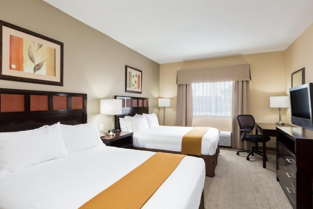 Room, 2 Double Beds, Accessible