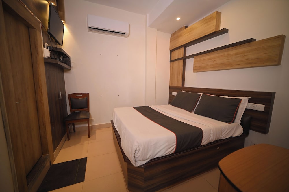 Hotel U. R. 14/40