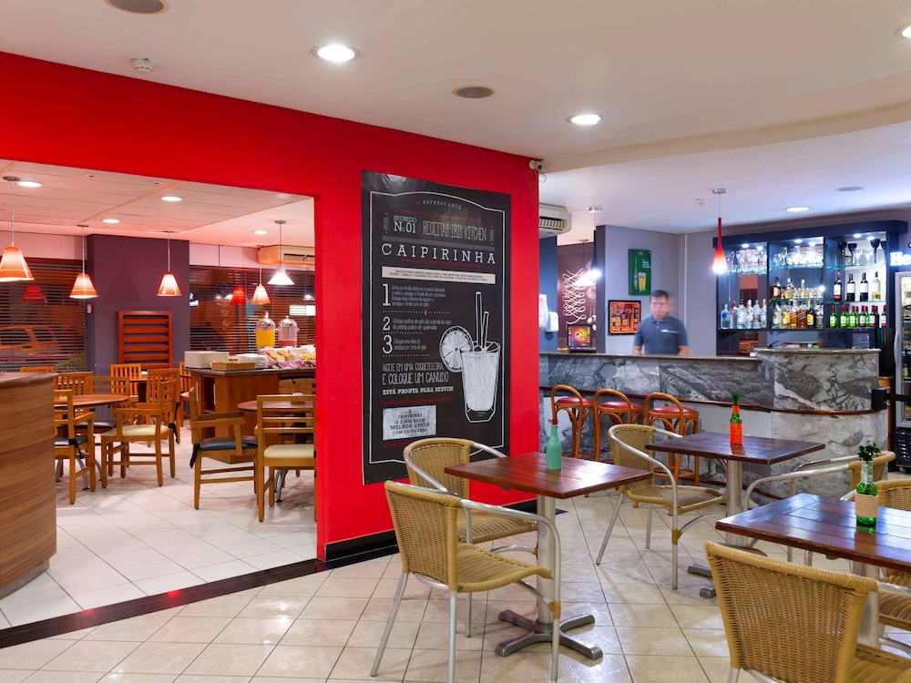 Ibis Teresina 38/44