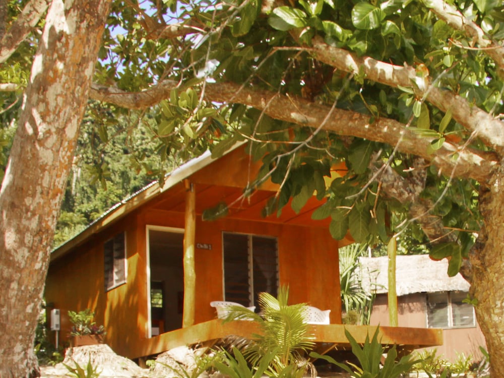 Maqai Beach Eco Resort 1/46