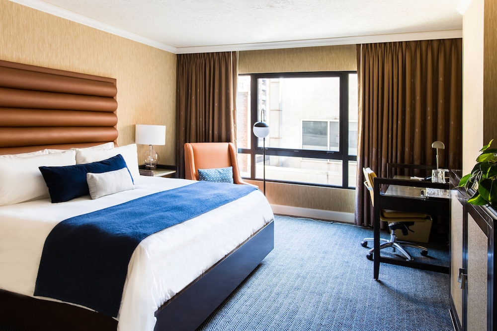 STANDARD, KING BED, ACCESSIBLE