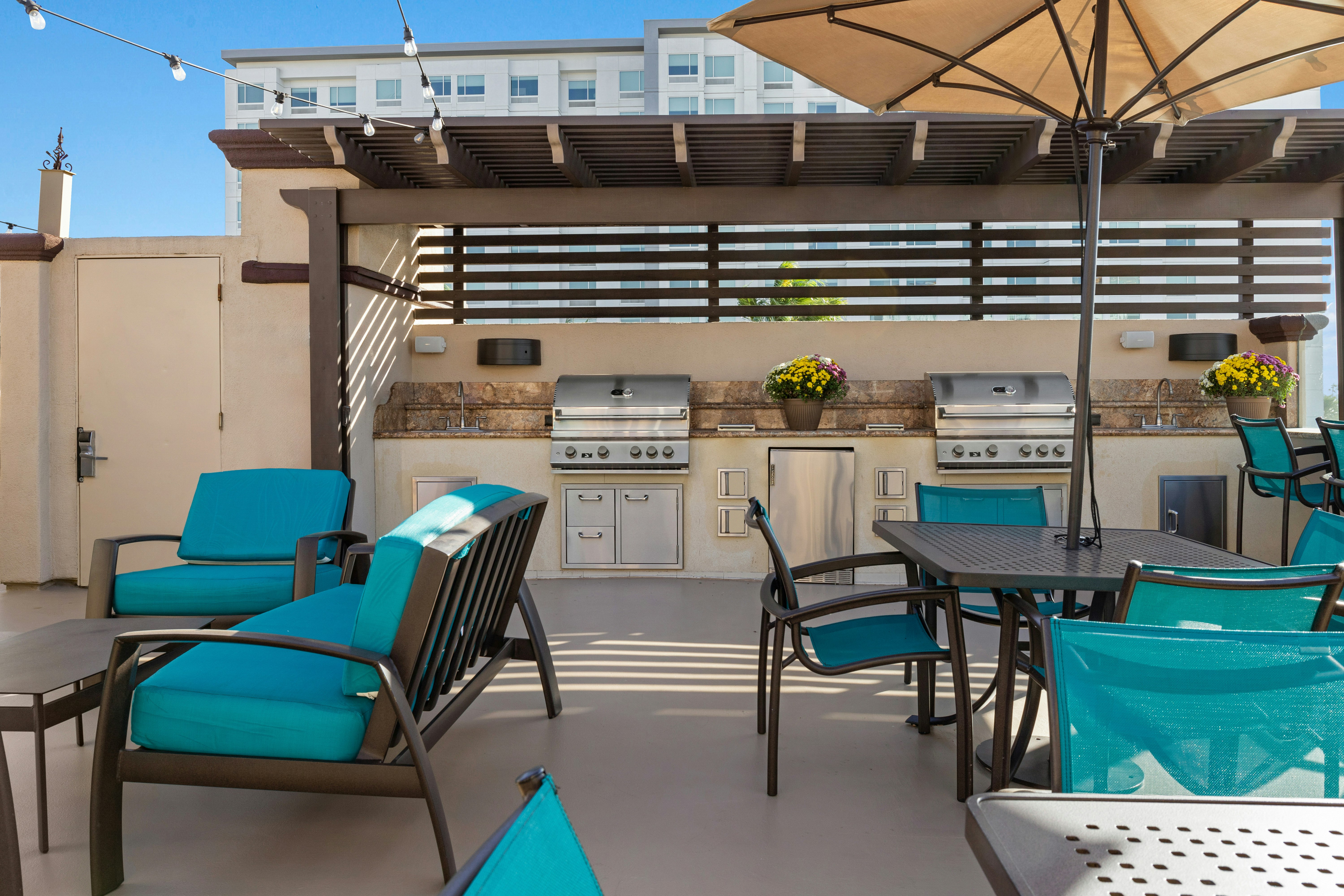Peacock Suites 32/47