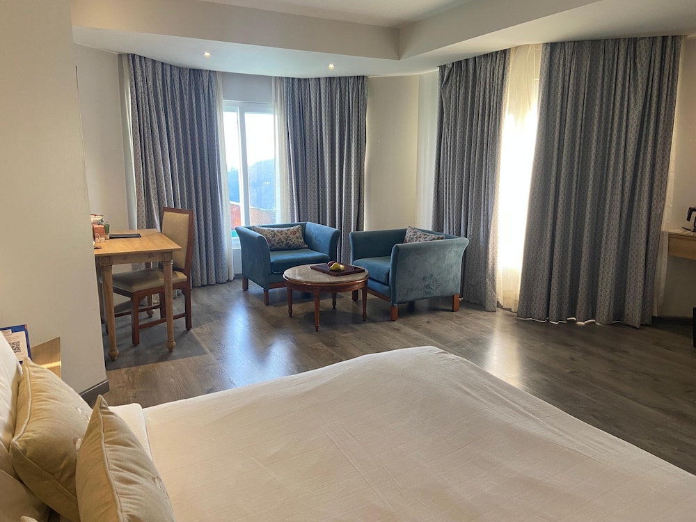 Fortune Resort Grace Mussorie 25/61
