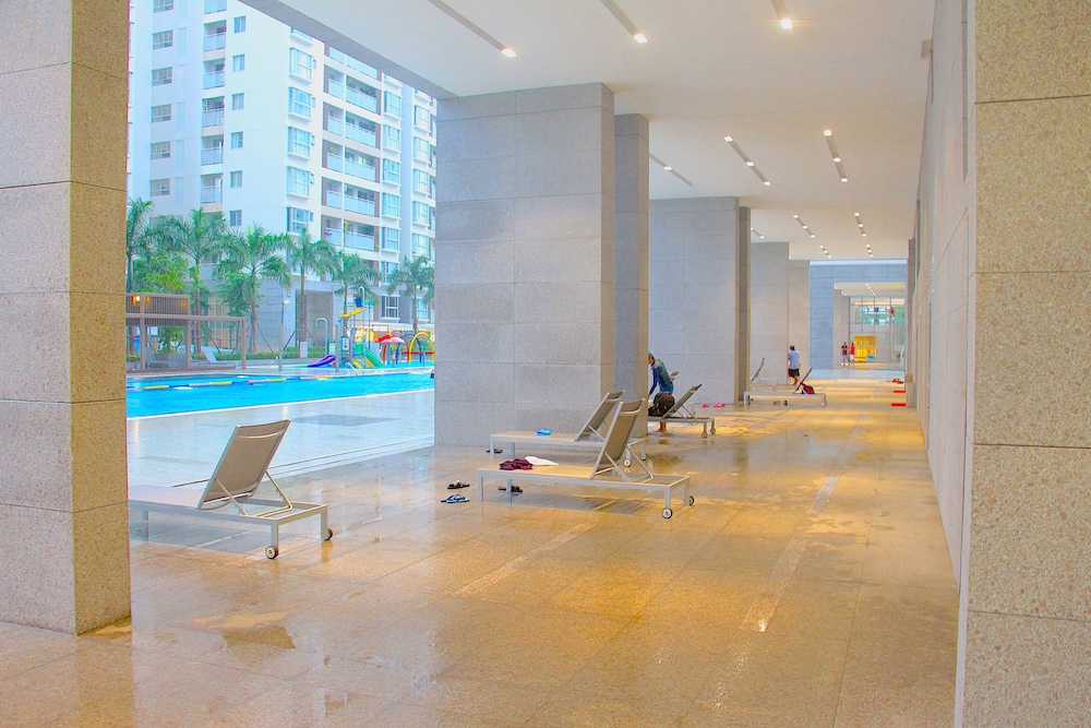Scenic Valley Suite 21/50