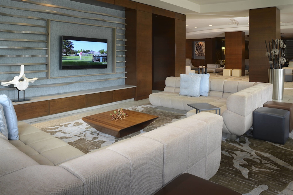 Newport News Marriott at City Center 34/62