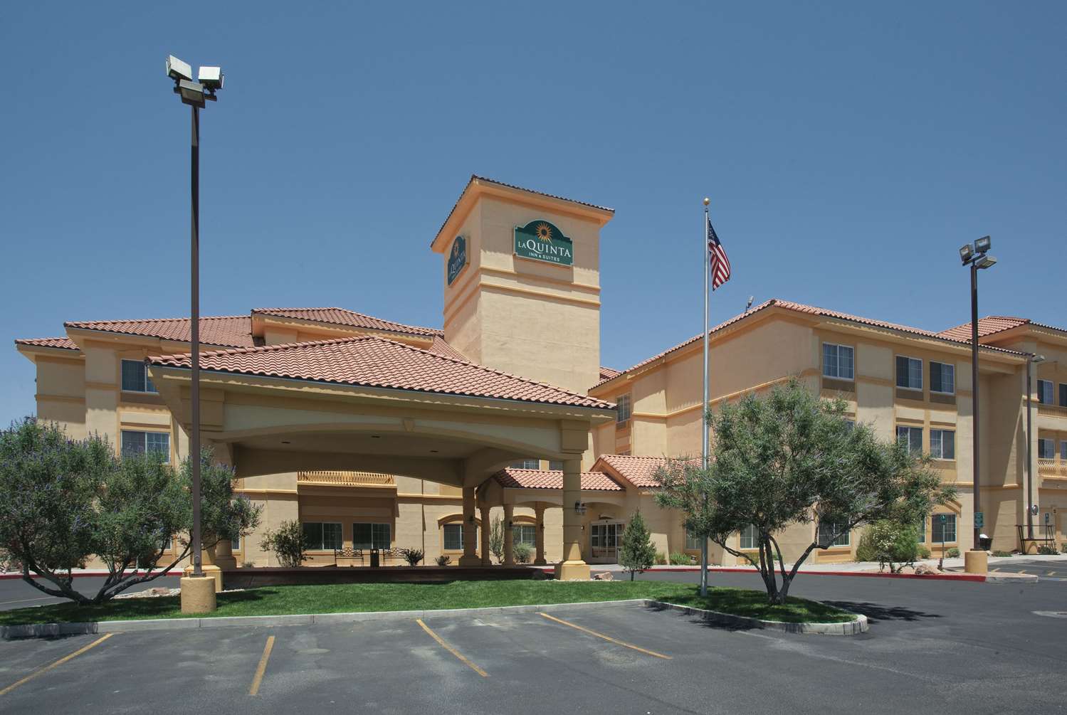 La Quinta Inn & Suites by Wyndham Albuquerque Midtown 6/57