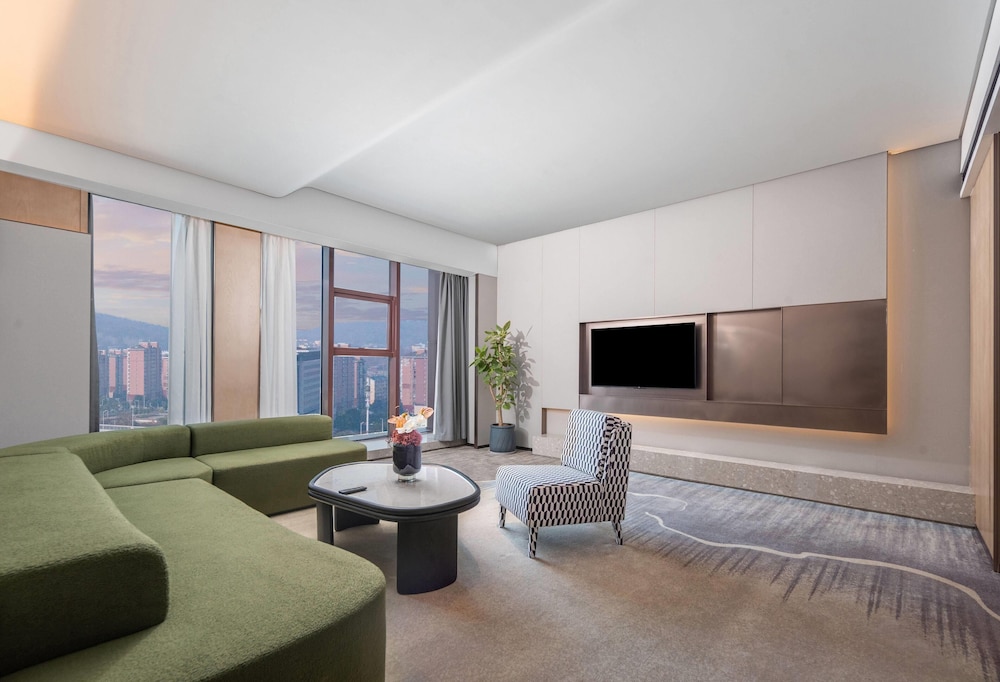 Ramada By Wyndham Xiangyang Xiangcheng 24/33