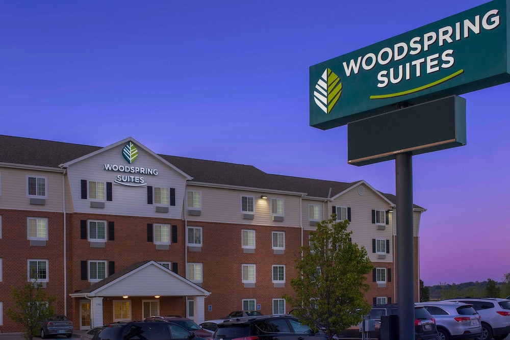 WoodSpring Suites Omaha Bellevue 3/17