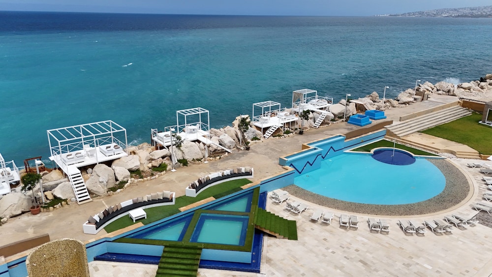 Four Seasons Halat 38/50