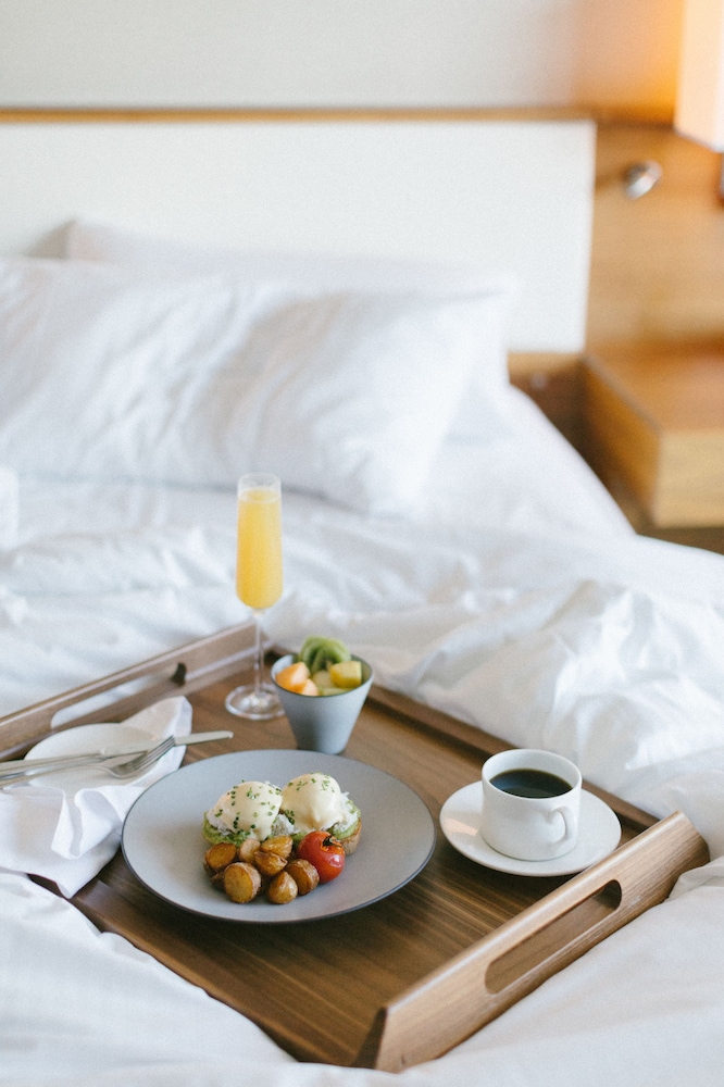 Fairmont Pacific Rim 33/50