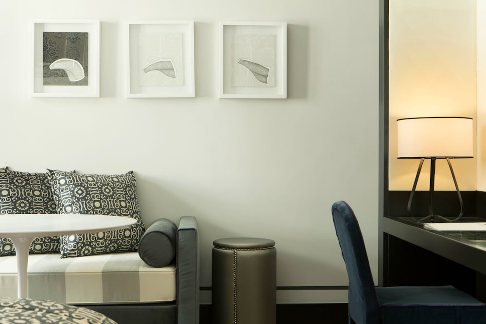 Corso 281 Luxury Suites 38/64