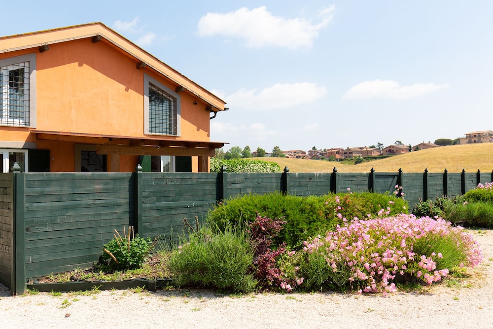 Tenuta Capizucchi 2/50