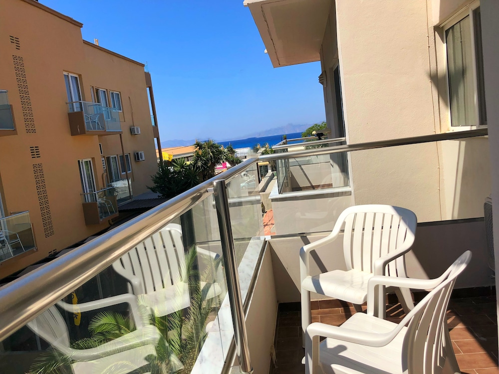 Caravel Apartment Hotel 21/44
