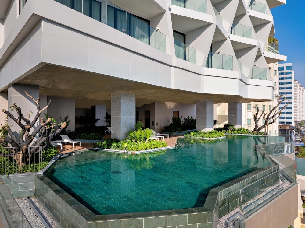 Hyatt Place Ha Long Bay, Bai Chay 44/50