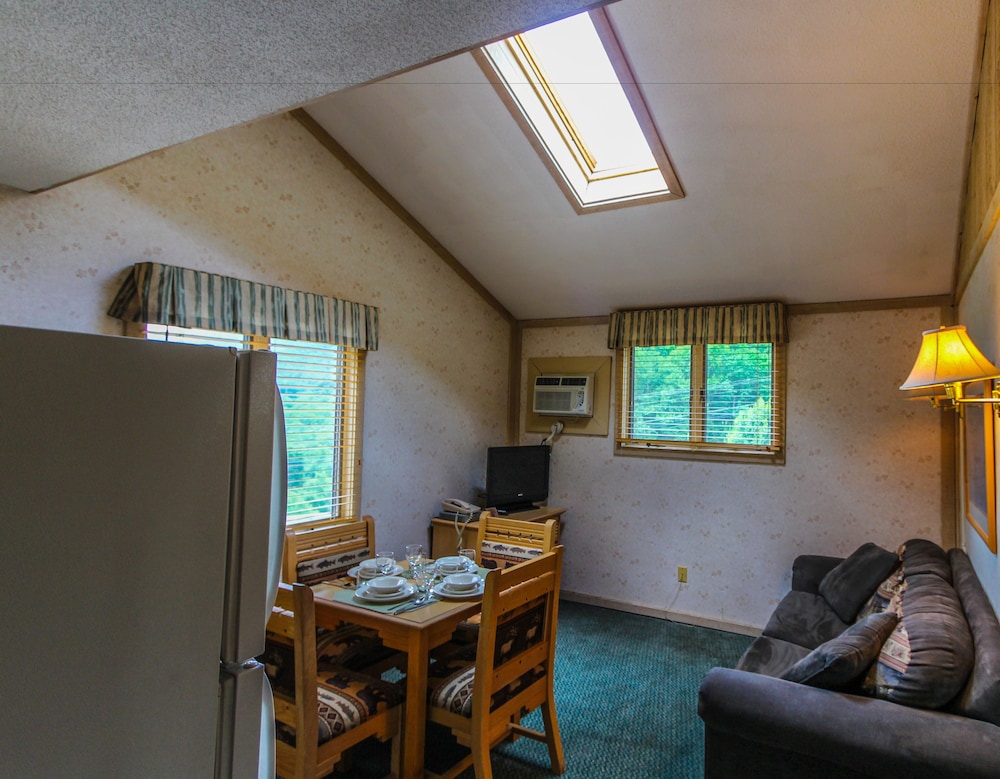 Smoketree Lodge, a VRI resort 38/70