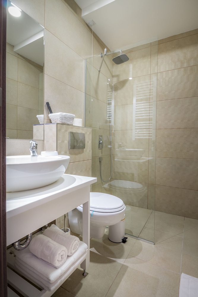 Guest House Veneti Suites 46/50
