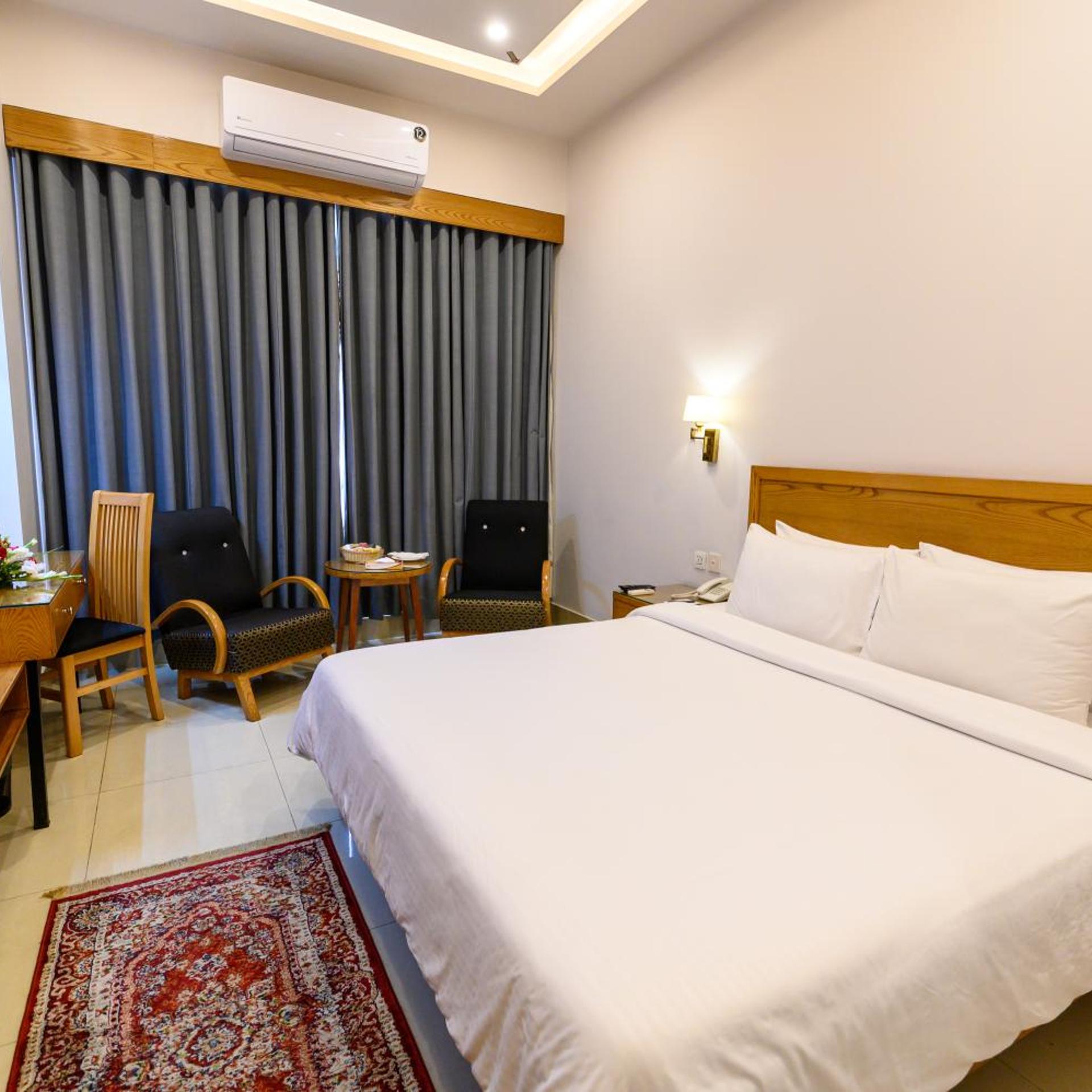 Hotel One Mansehra 7/27