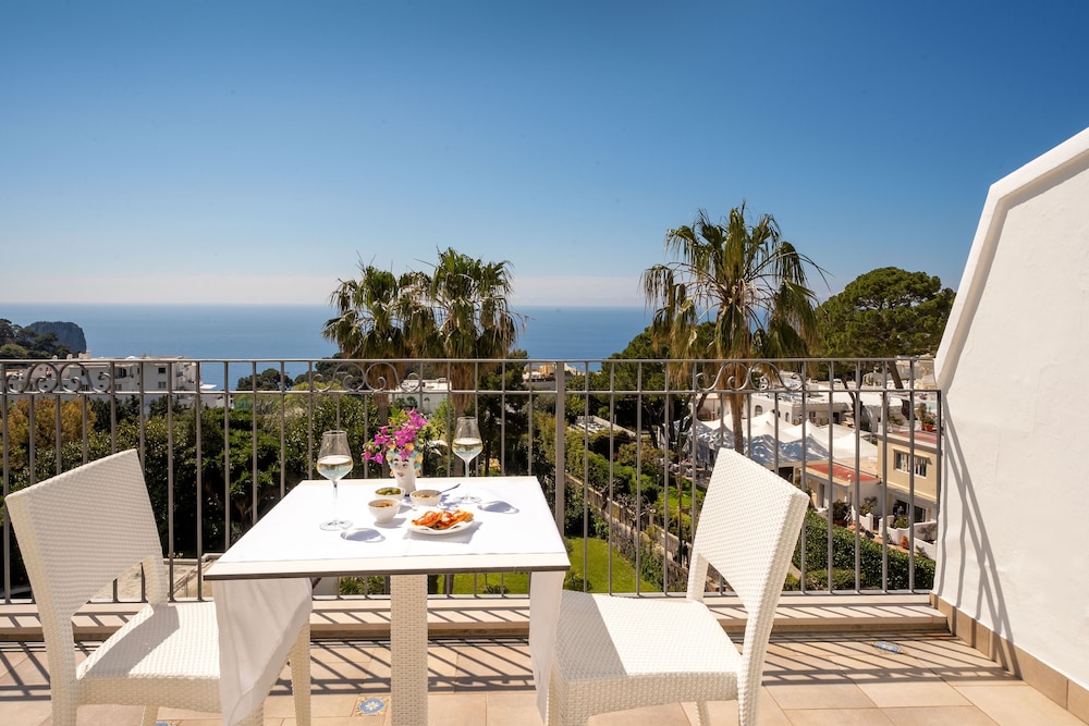 Hotel Syrene Capri 54/69