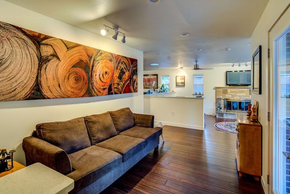 INNhale Cannabis Friendly B&B - Adults Only 35/55