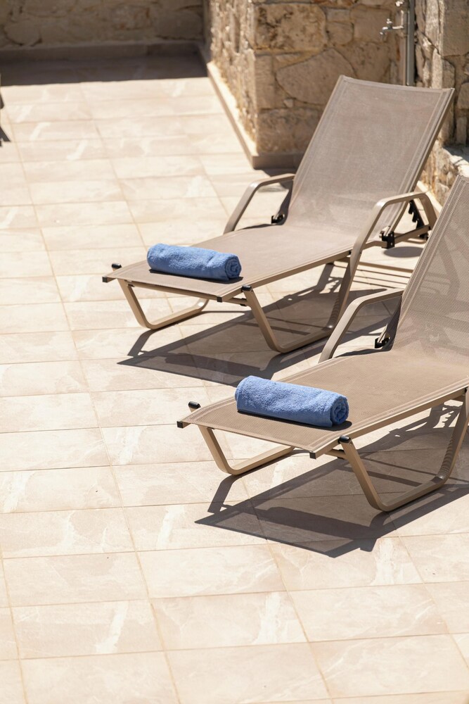 Neaira Villas Chania 34/50