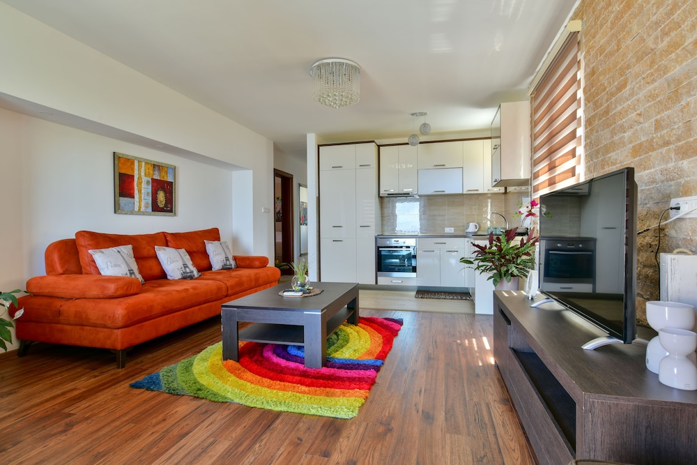 Apartments Kentera 25/50