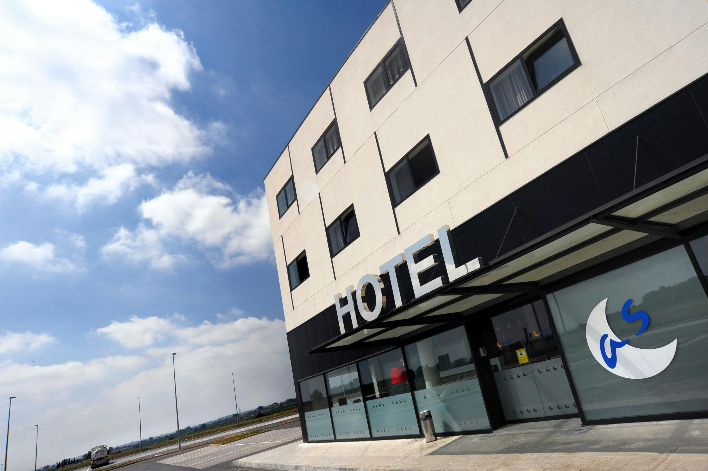 Hotel AS Torrent 2/52