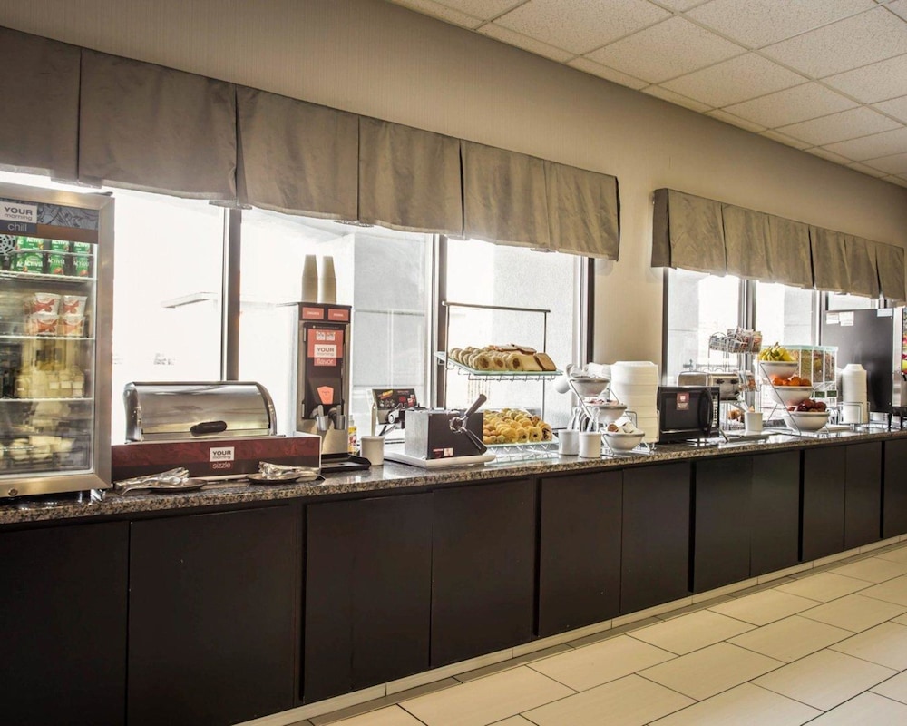 Comfort Suites Lumberton North 37/53