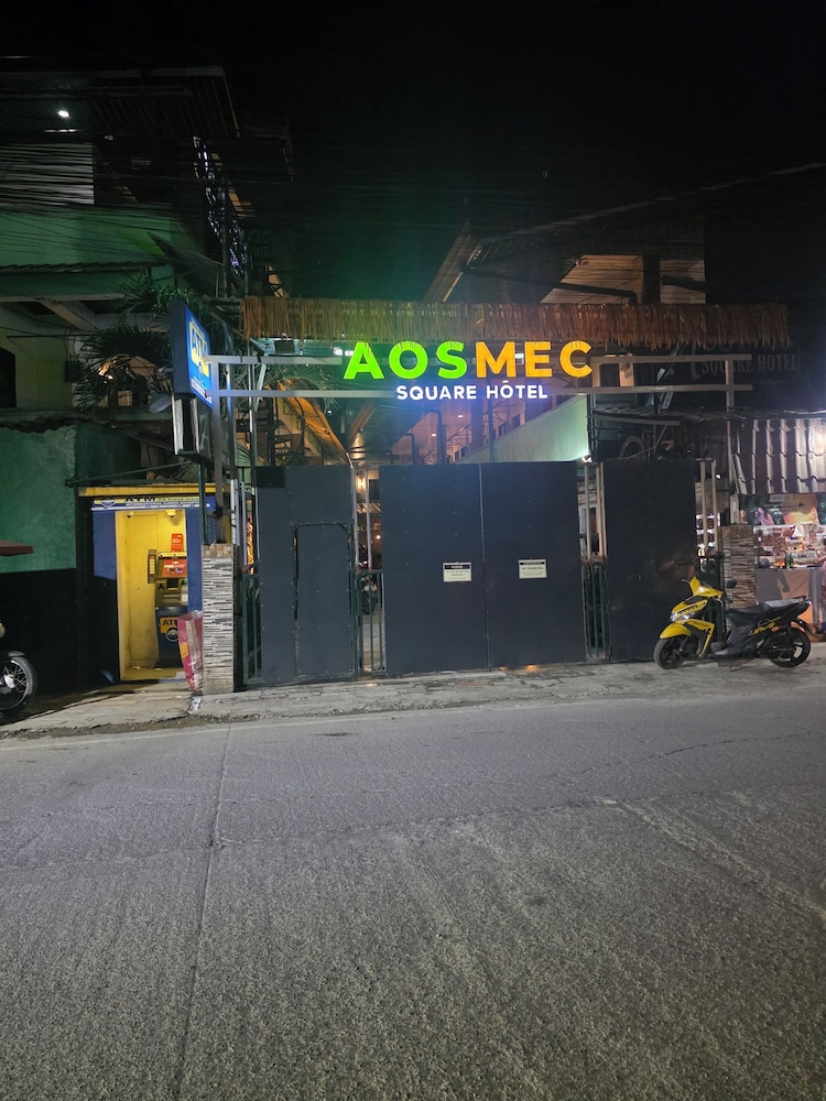 Aosmec Square Hotel 71/77