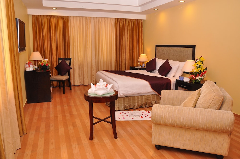Gokulam Park Sabari Omr Hotel 9/33