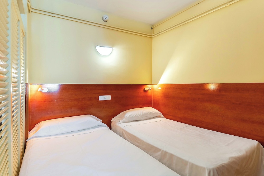 Aparthotel Bertran 21/109
