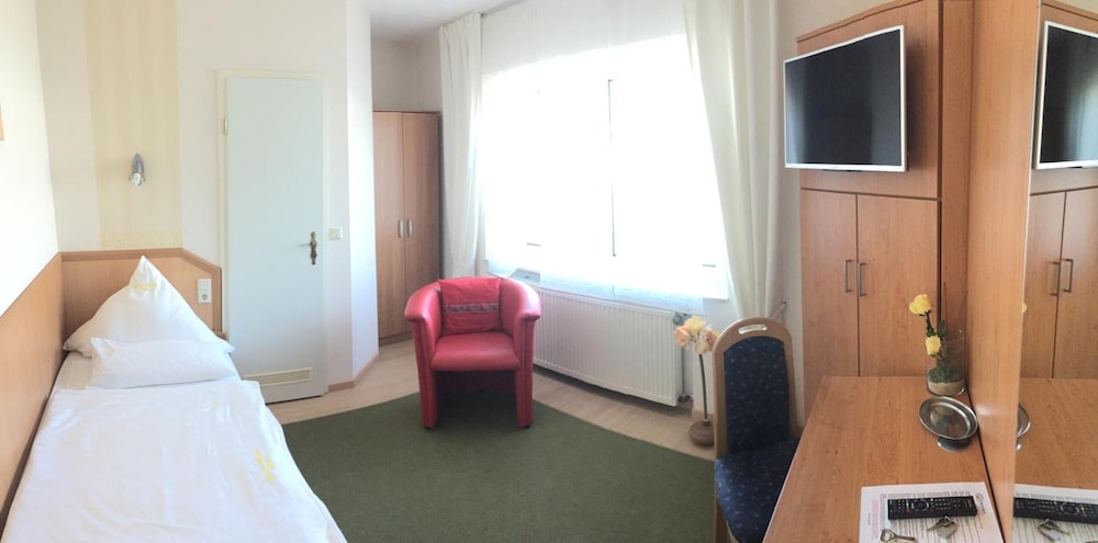 Garten Hotel Bonn 16/32