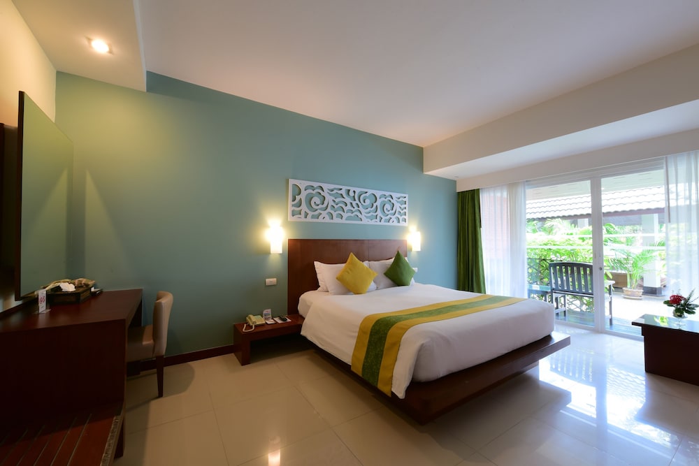 Patong Resort Hotel 24/66