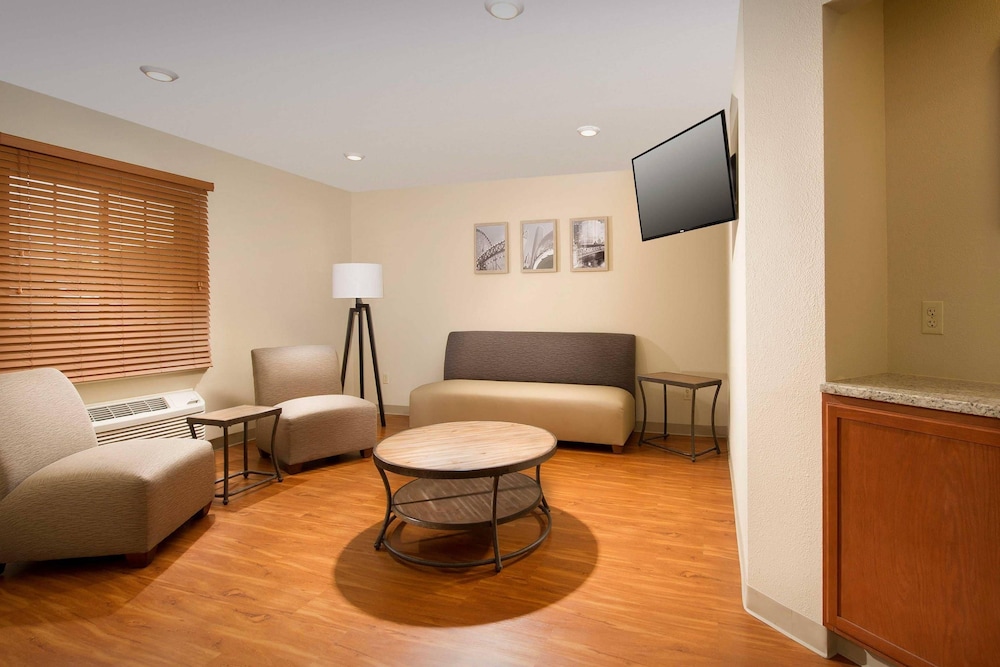 Woodspring Suites Chicago Romeoville 20/33