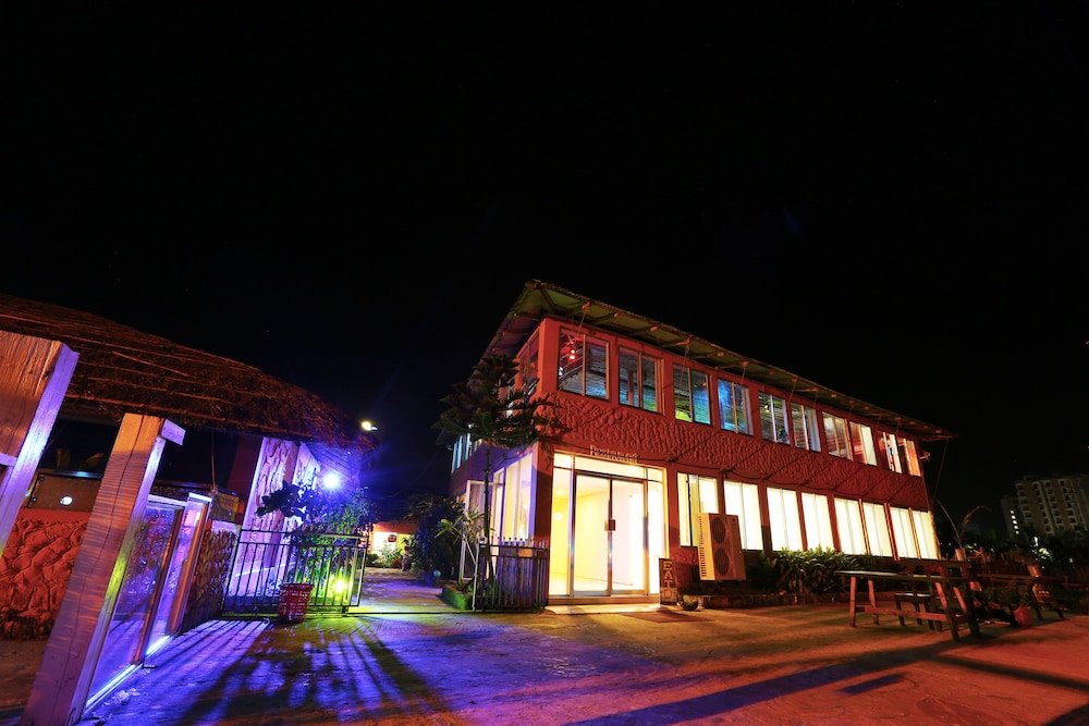 Divine Eco Resort 3/50
