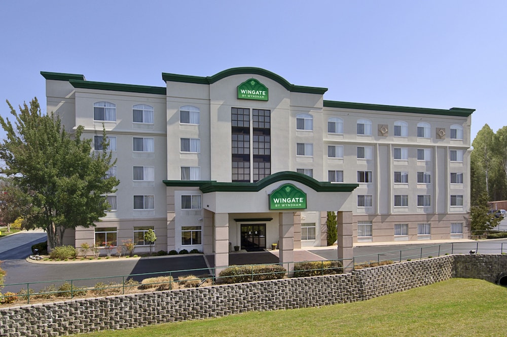 Wingate by Wyndham Chattanooga 1/32