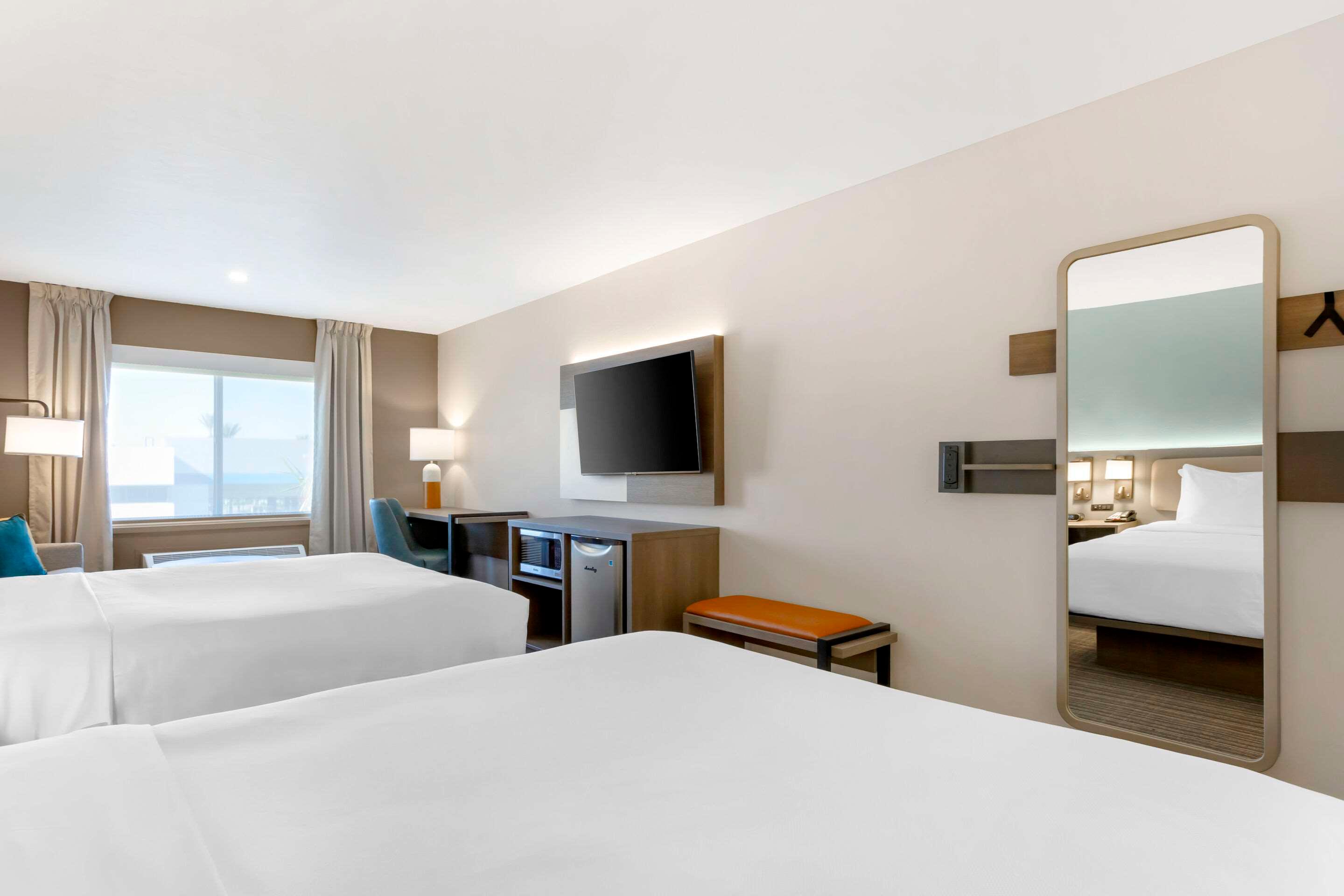 SUITE, 2 QUEEN BEDS